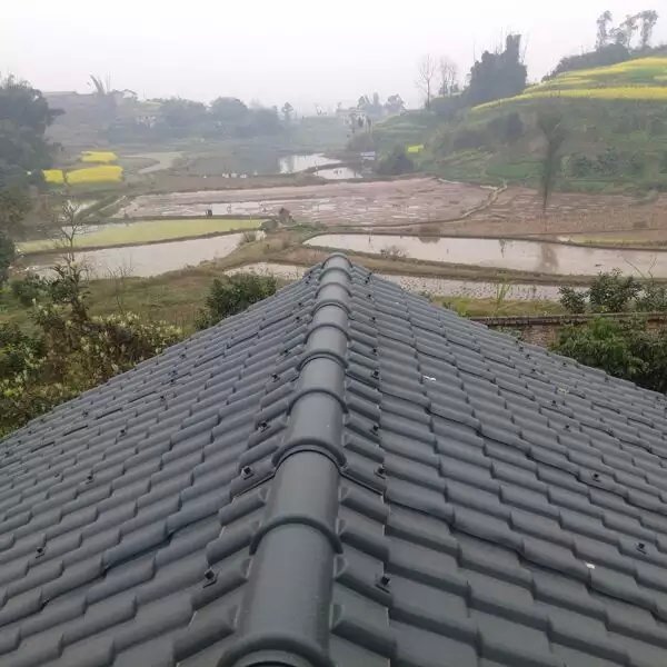 北方和南方樹脂瓦屋頂坡度分別是多少？怎么計算？